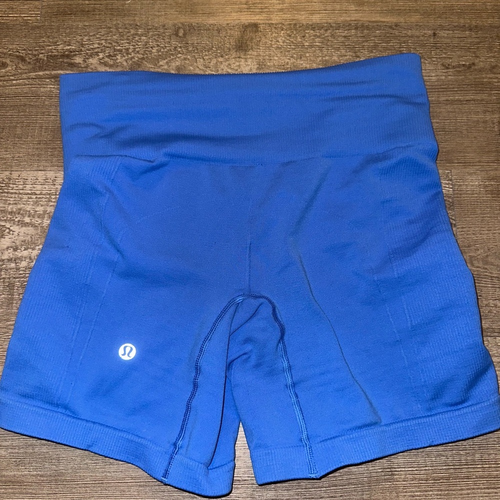 Lululemon Workout Shorts Size 4-6